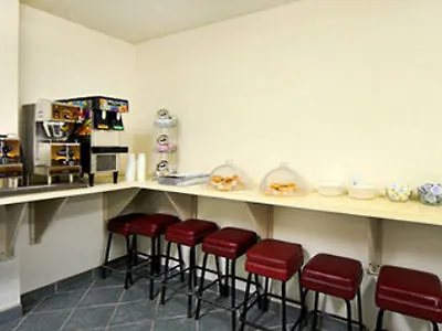 Motel Super 8 By Wyndham Las Vegas Nellis Afb Area