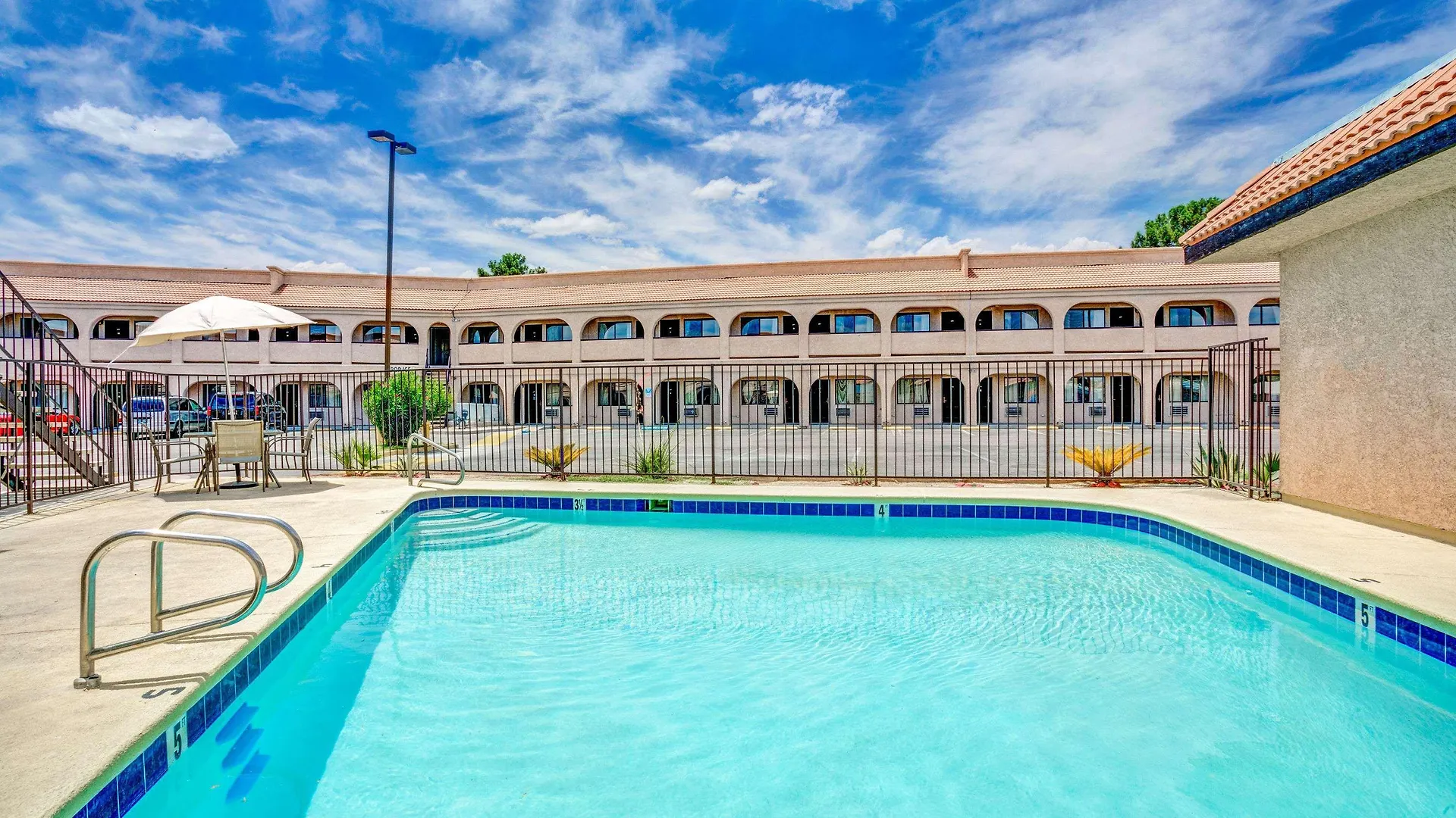 Super 8 By Wyndham Las Vegas Nellis Afb Area 2*,  United States