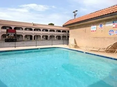 Super 8 By Wyndham Las Vegas Nellis Afb Area Motel